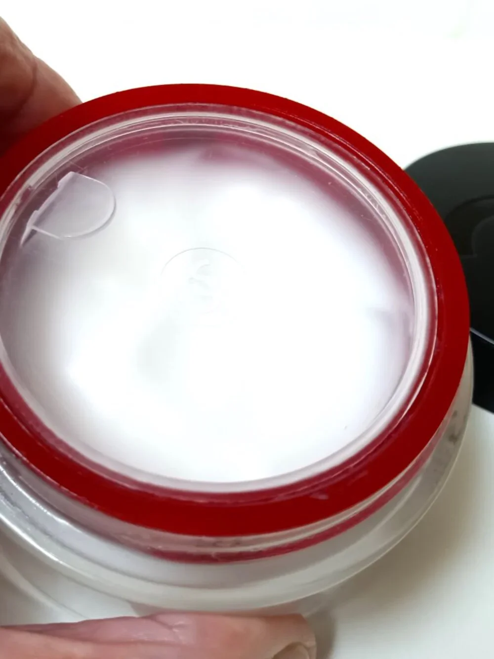 No 1 de Chanel. Red Camellia Revitalizing Cream - 50 ml jar